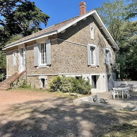 Maison En Pierre Renovee, 8 Couchages, Terrasse Bois, Proche Bois De La Chaise - Fr-1-224b-162 نوارموتيير أون ليل