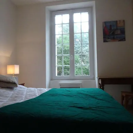 بيت للعطل Maison En Pierre Renovee, 8 Couchages, Terrasse Bois, Proche Bois De La Chaise - Fr-1-224b-162 نوارموتيير أون ليل